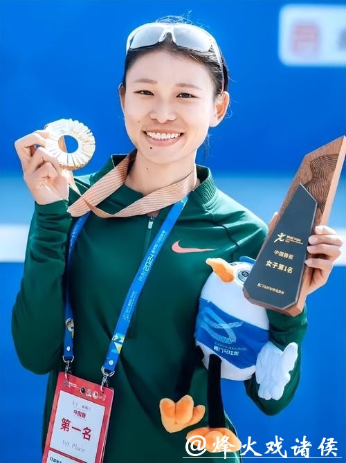 全运会女子马拉松张德顺成功卫冕  成为国内第一人