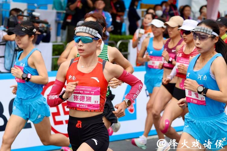全运会女子马拉松张德顺成功卫冕  成为国内第一人