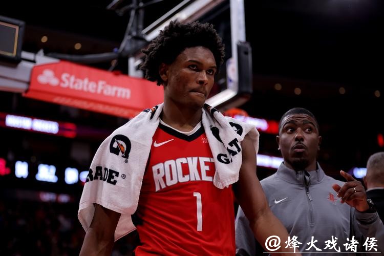 范弗里特38分火箭险胜雷霆 骑士终结绿军7连胜