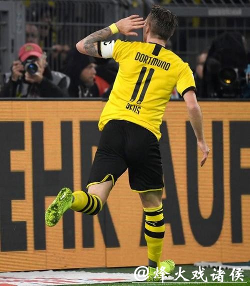 德甲-罗伊斯伤退 小阿扎尔处子球+助攻 多特3-0